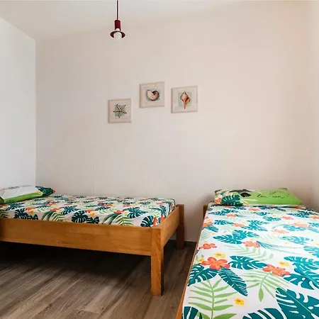 Casa Vacanze Al Mare “la Casa Del Geco” Casa vacanze Tertenìa